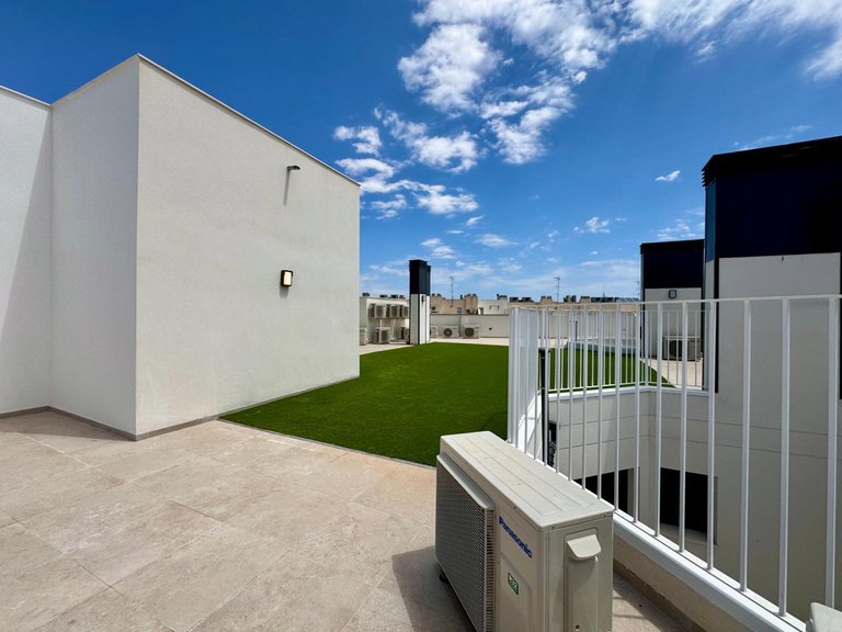 Apartment for Sale in La Florida, Alicante 41