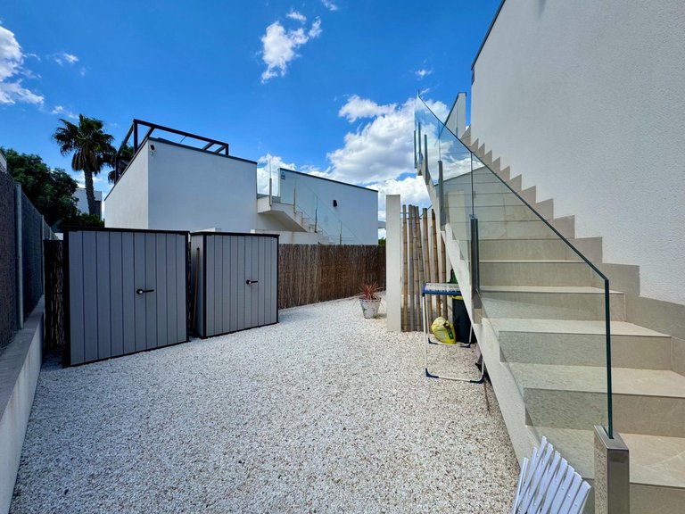 Villa for Sale in San Miguel De Salinas, Alicante 41