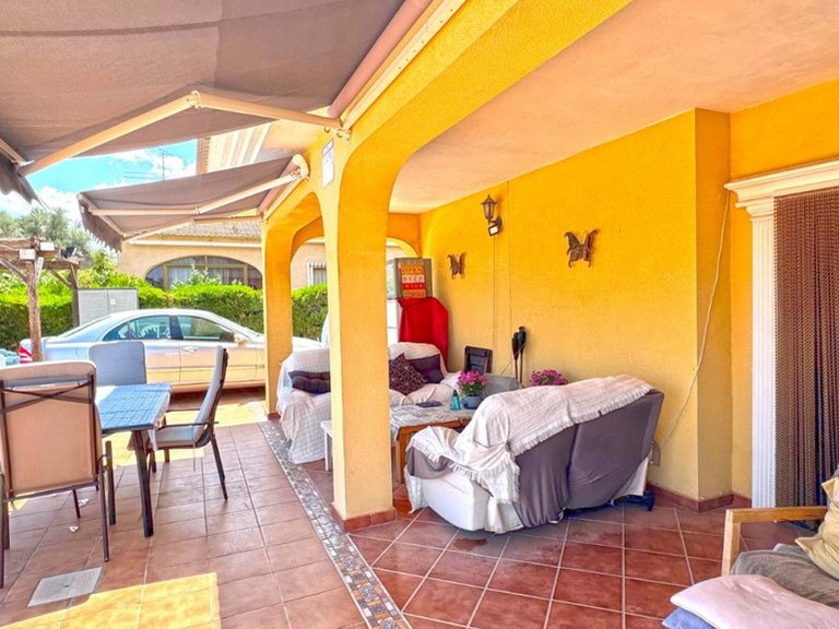 Villa for Sale in Torrevieja, Alicante 18