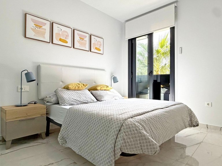 Apartment for Sale in Los Altos, Alicante 6