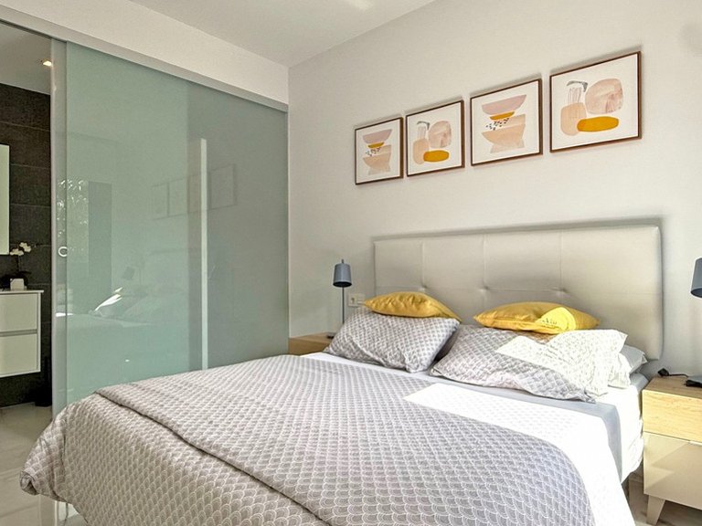 Apartment for Sale in Los Altos, Alicante 8