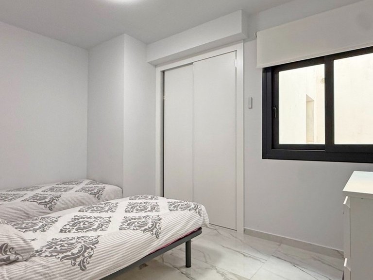 Apartment for Sale in Los Altos, Alicante 16