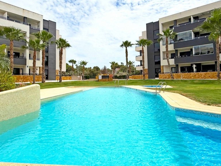 Apartment for Sale in Los Altos, Alicante 20