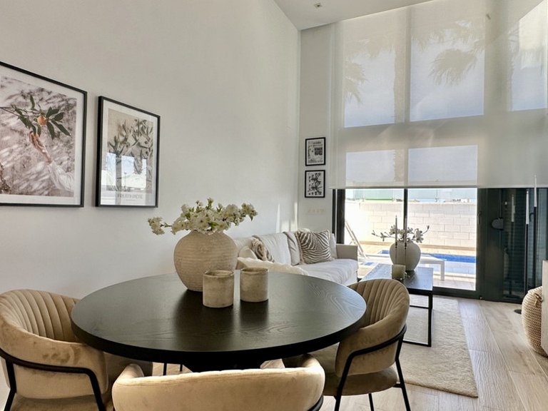 Villa for Sale in Cabo Roig, Alicante 16
