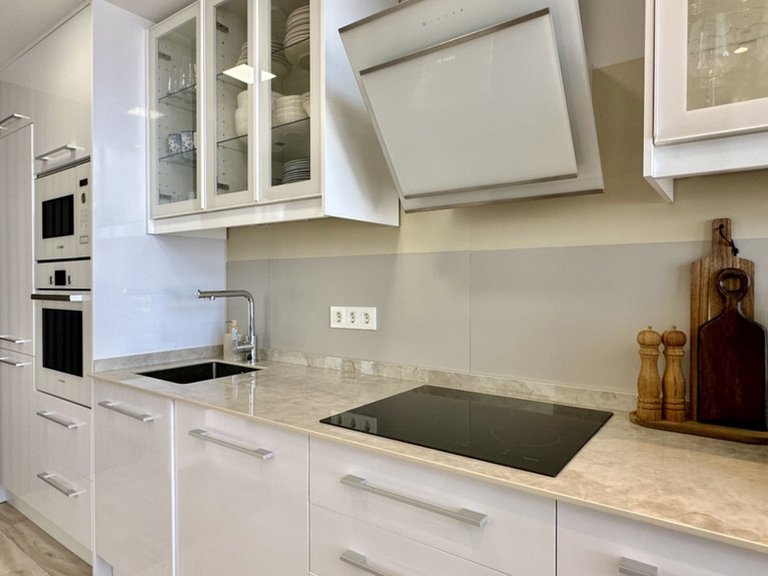 Villa for Sale in Cabo Roig, Alicante 30