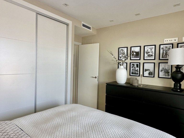 Villa for Sale in Cabo Roig, Alicante 40