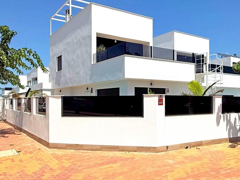 Villa for Sale in San Pedro Del Pinatar, Murcia 37