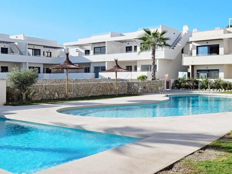 Apartment for Sale in Torrevieja, Alicante 1