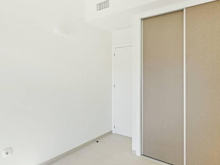 Apartment for Sale in Torrevieja, Alicante 46