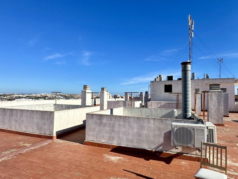Apartment for Sale in Torrevieja, Alicante 26