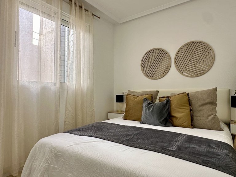 Apartment for Sale in Torrevieja, Alicante 26