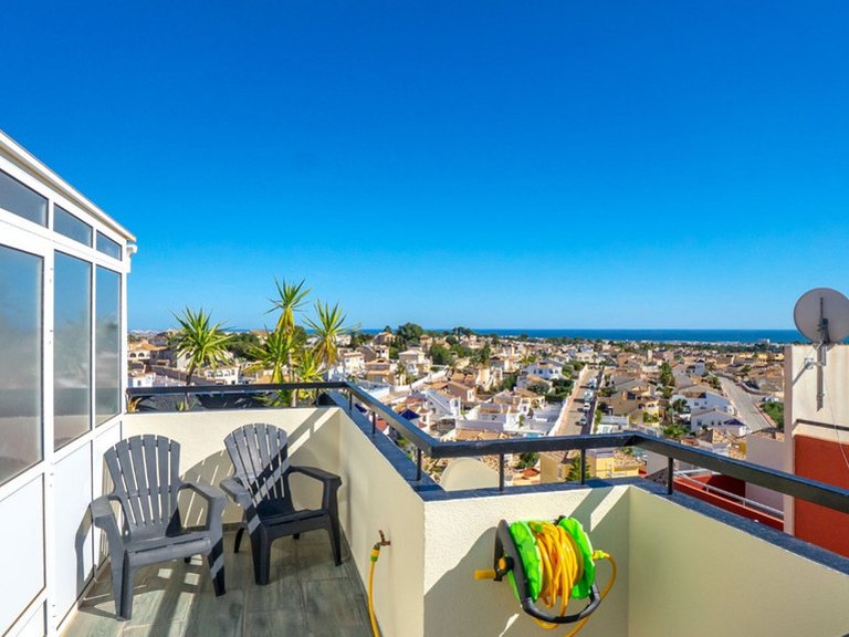 Town House for Sale in Villamartin, Alicante 8