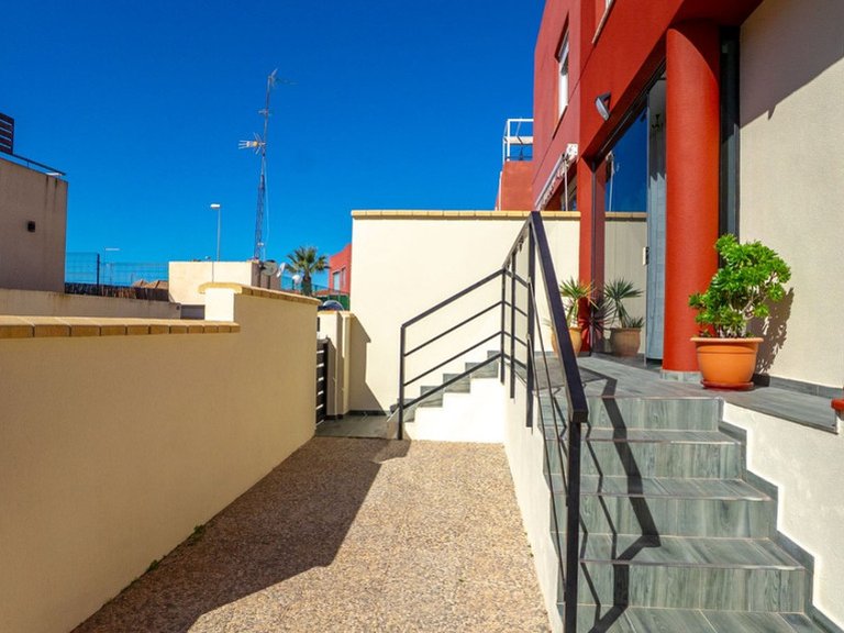 Town House for Sale in Villamartin, Alicante 27