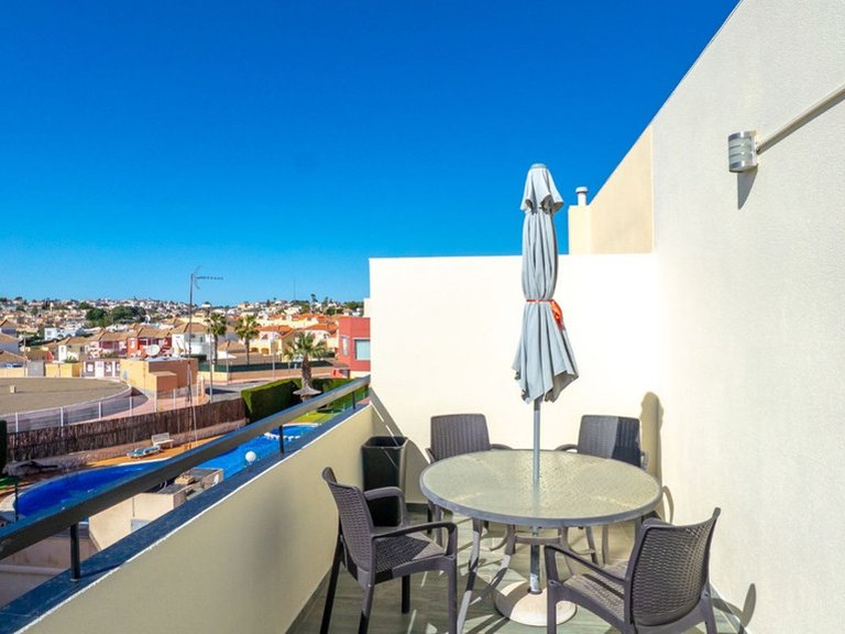 Town House for Sale in Villamartin, Alicante 30