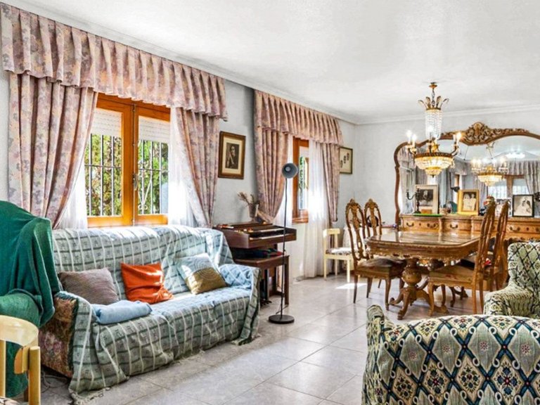 Villa for Sale in Torrevieja, Alicante 7