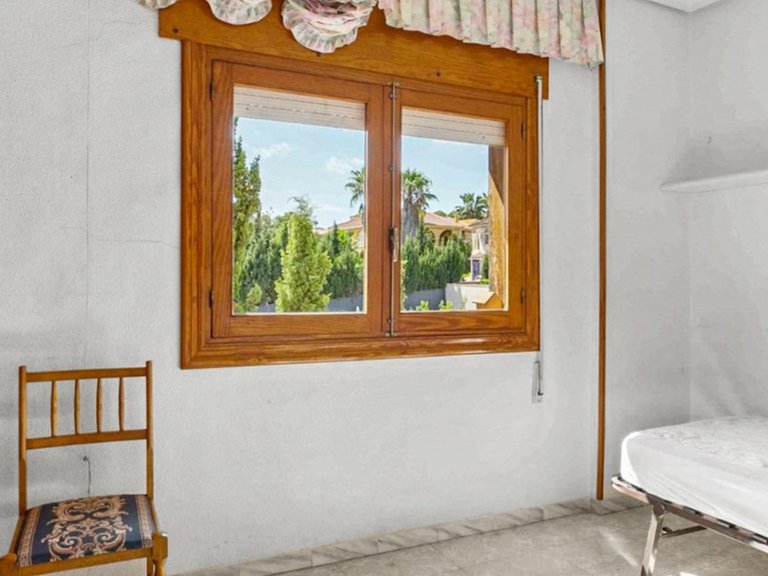 Villa for Sale in Torrevieja, Alicante 19