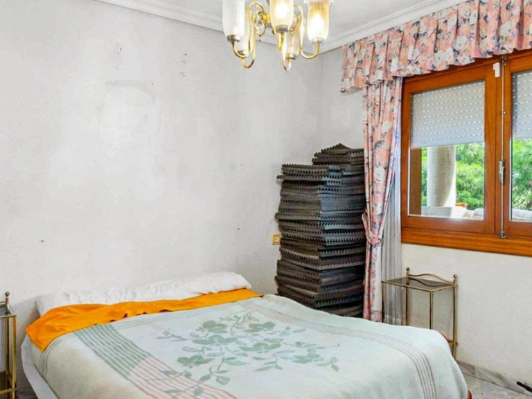 Villa for Sale in Torrevieja, Alicante 21