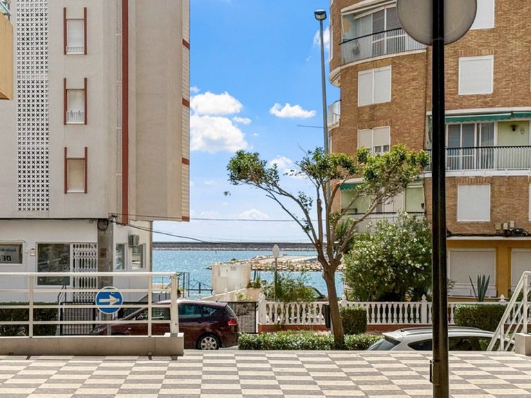 Apartment for Sale in Torrevieja, Alicante 15