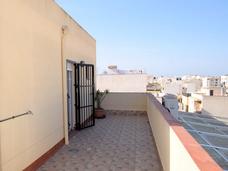 Apartment for Sale in Guardamar Del Segura, Alicante 4