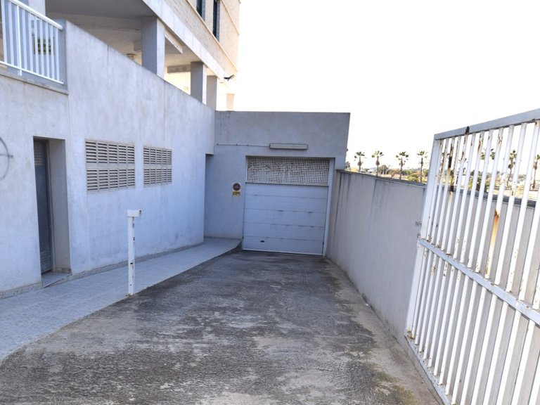 Apartment for Sale in Guardamar Del Segura, Alicante 18