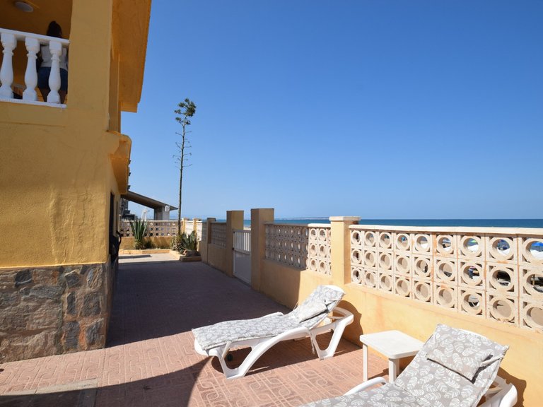Villa for Sale in Guardamar Del Segura, Alicante 2