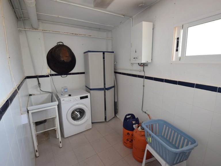 Villa for Sale in Guardamar Del Segura, Alicante 14