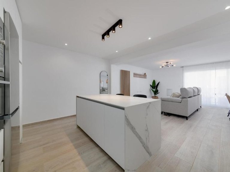 Apartment for Sale in Torrevieja, Alicante 5