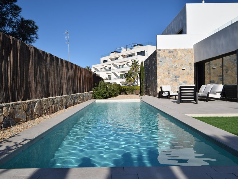Villa for Sale in Las Colinas, Alicante 2