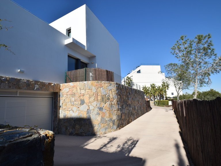 Villa for Sale in Las Colinas, Alicante 28