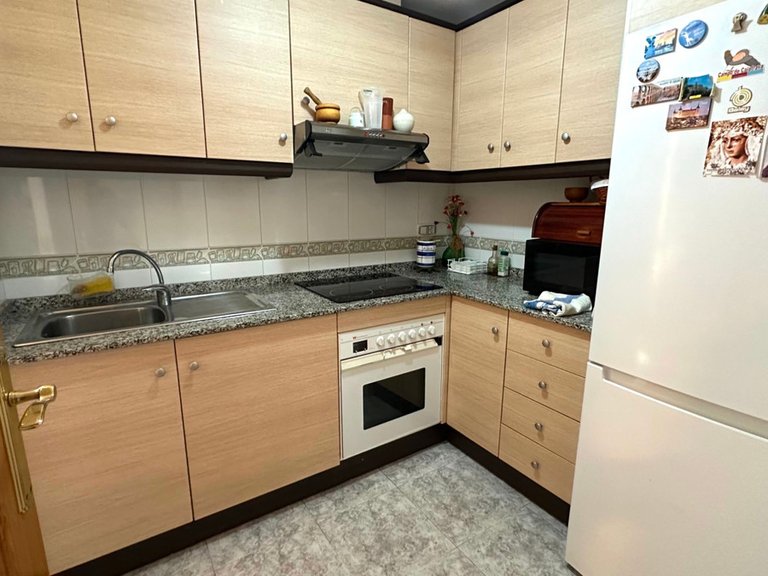 Apartment for Sale in Guardamar Del Segura, Alicante 4