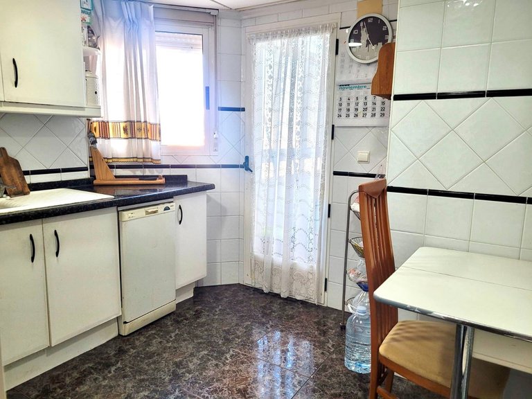 Apartment for Sale in Guardamar Del Segura, Alicante 2