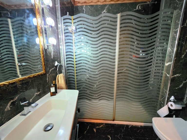 Apartment for Sale in Alicante, Alicante 24