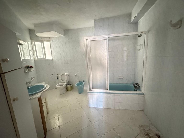 Apartment for Sale in Guardamar Del Segura, Alicante 5