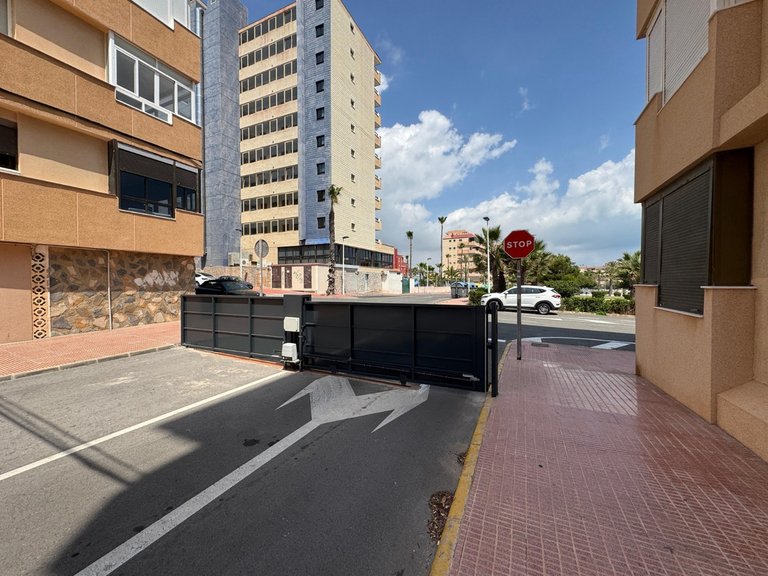 Apartment for Sale in Torrevieja, Alicante 12