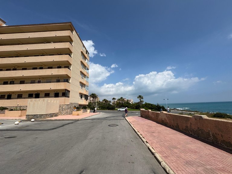 Apartment for Sale in Torrevieja, Alicante 16