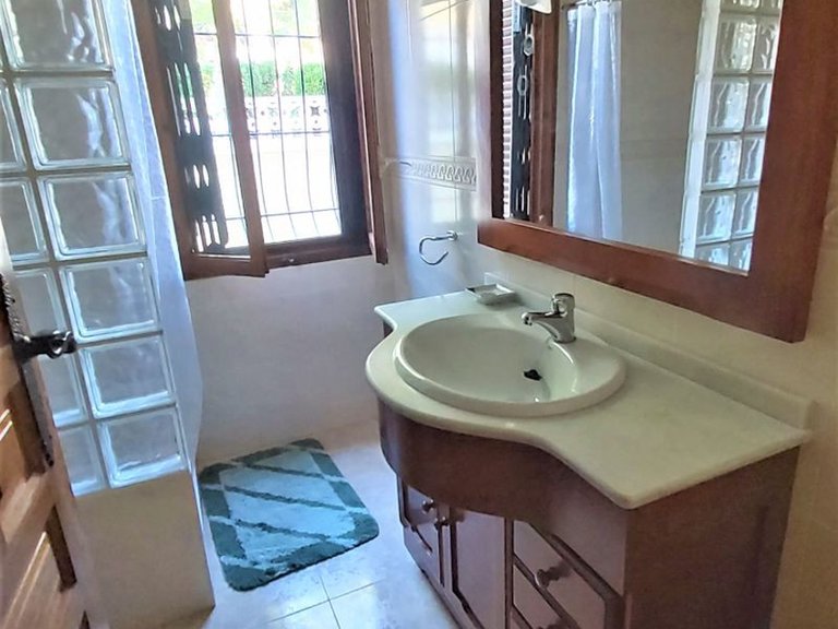 Villa for Sale in Torrevieja, Alicante 19