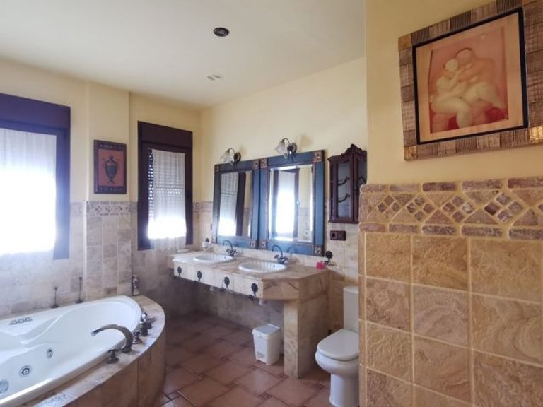 Villa for Sale in San Miguel De Salinas, Alicante 6