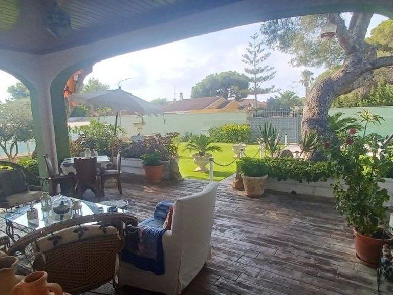 Villa for Sale in Campoamor, Alicante 12