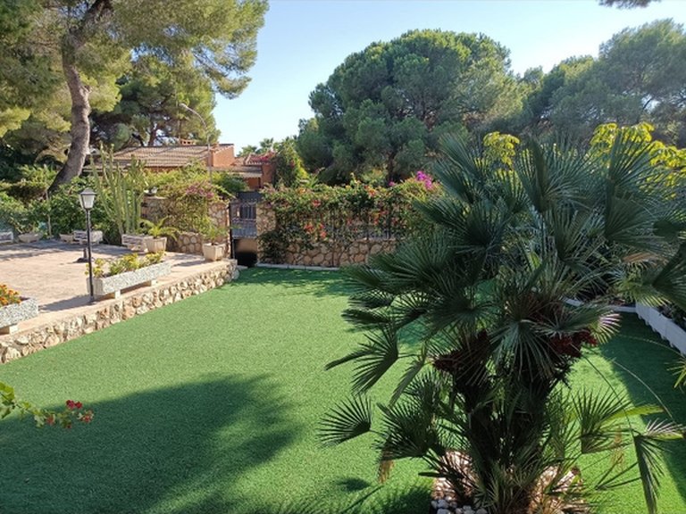 Villa for Sale in Campoamor, Alicante 8