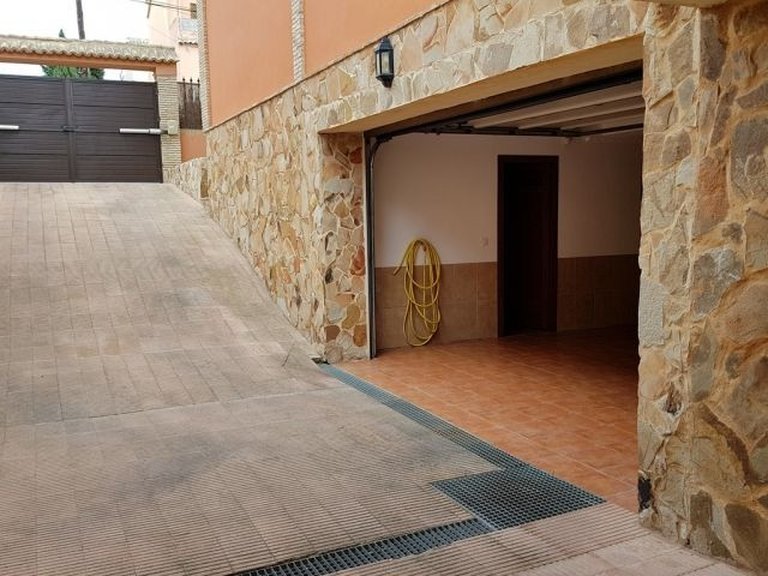 Villa for Sale in Torrevieja, Alicante 29