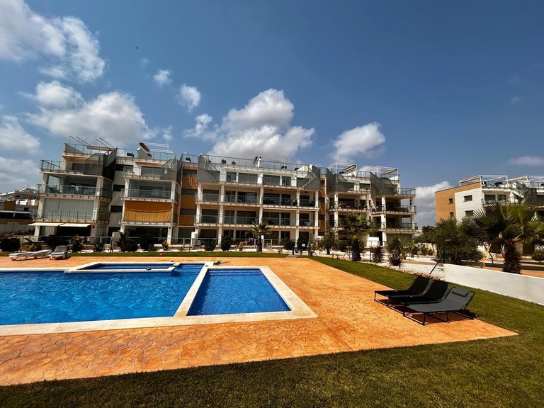 Apartment for Sale in Villamartin, Alicante 3