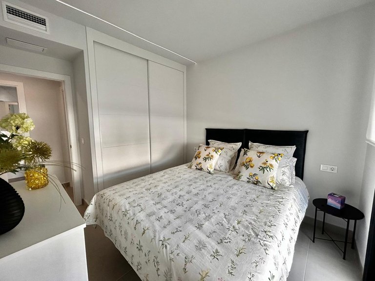 Apartment for Sale in Villamartin, Alicante 21