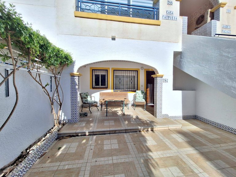 Apartment for Sale in Gran Alacant, Alicante 1