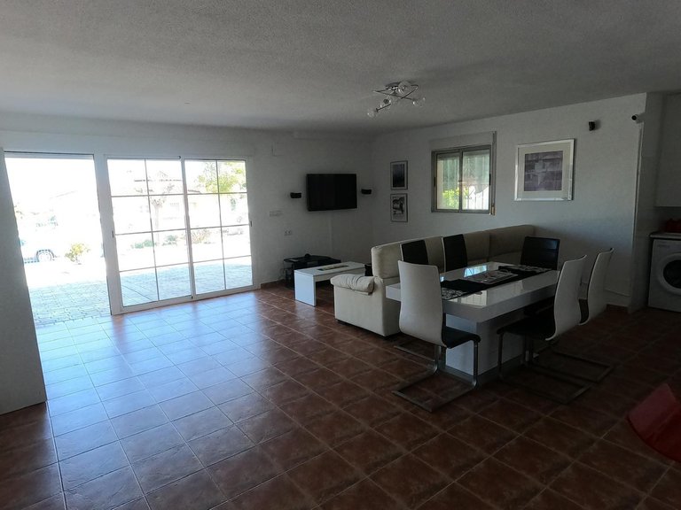 Villa for Sale in Algorfa, Alicante 40