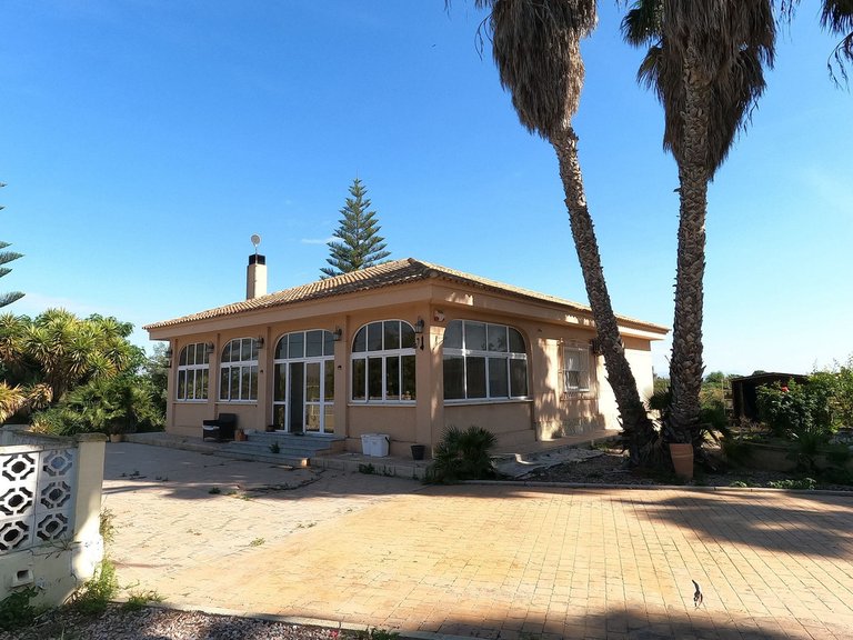 Villa for Sale in Dolores, Alicante 3