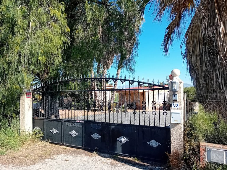 Villa for Sale in Dolores, Alicante 31