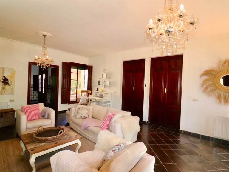 Villa for Sale in Almoradi, Alicante 19