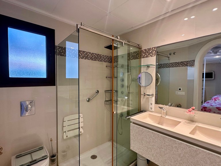 Apartment for Sale in Guardamar Del Segura, Alicante 26