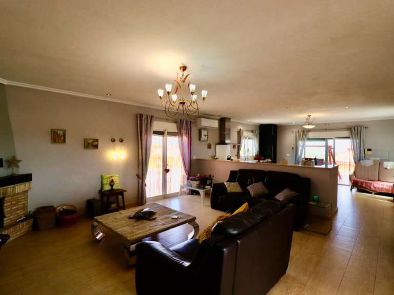 Villa for Sale in Albatera, Alicante 7
