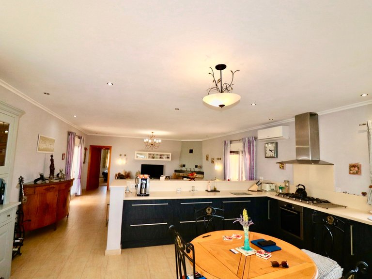 Villa for Sale in Albatera, Alicante 8